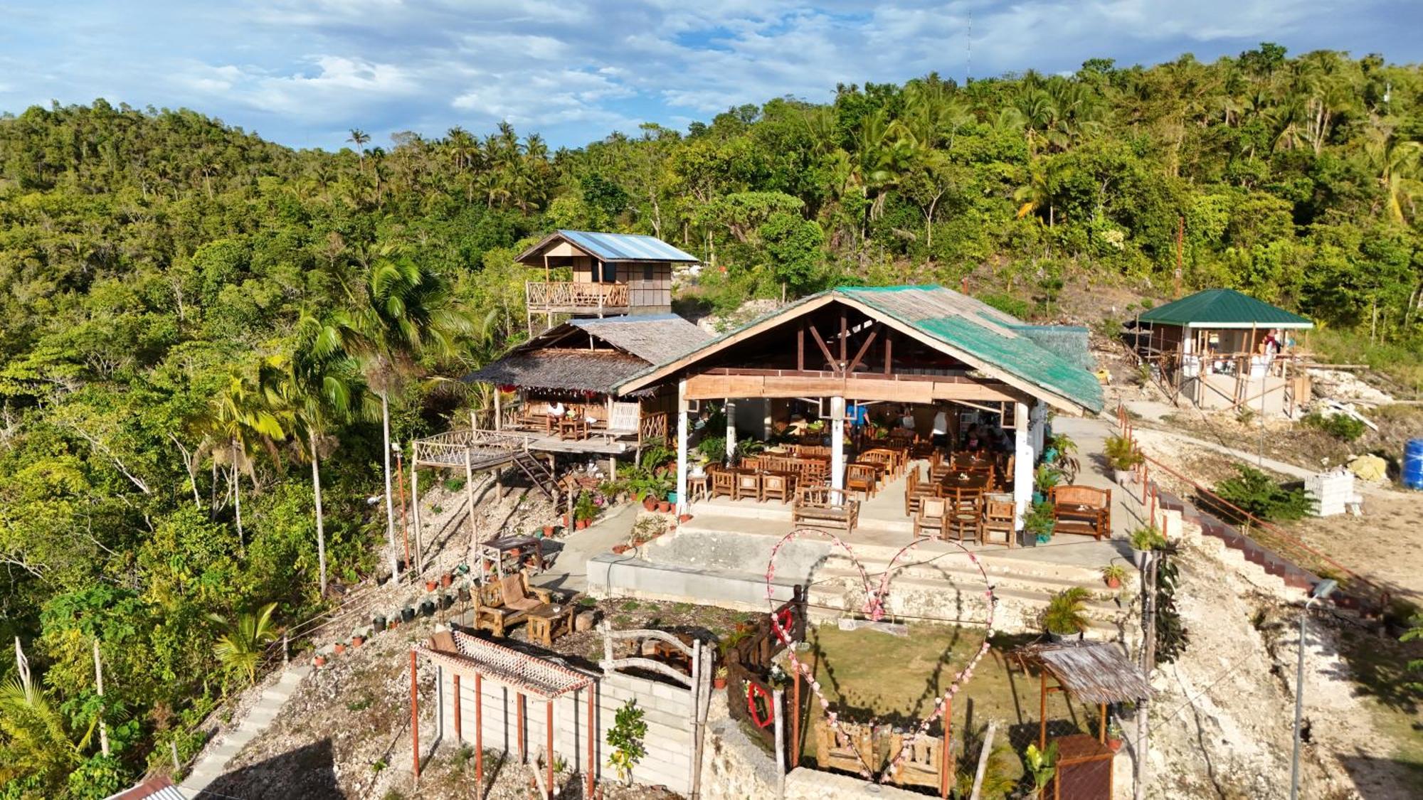 Thornton'S Sea View Cafe & Guesthouse Siquijor Exterior photo